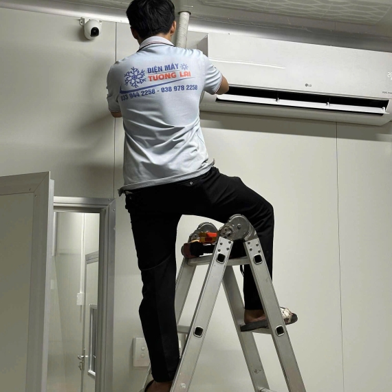 Dịch vụ vệ sinh máy lạnh Tân Phú